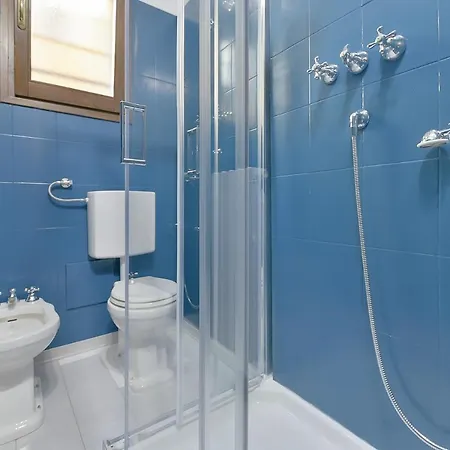 Mono Pratello Apartment *